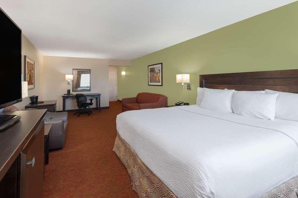 Готель La Quinta By Wyndham San Antonio Medical Ctr. Nw Номер фото